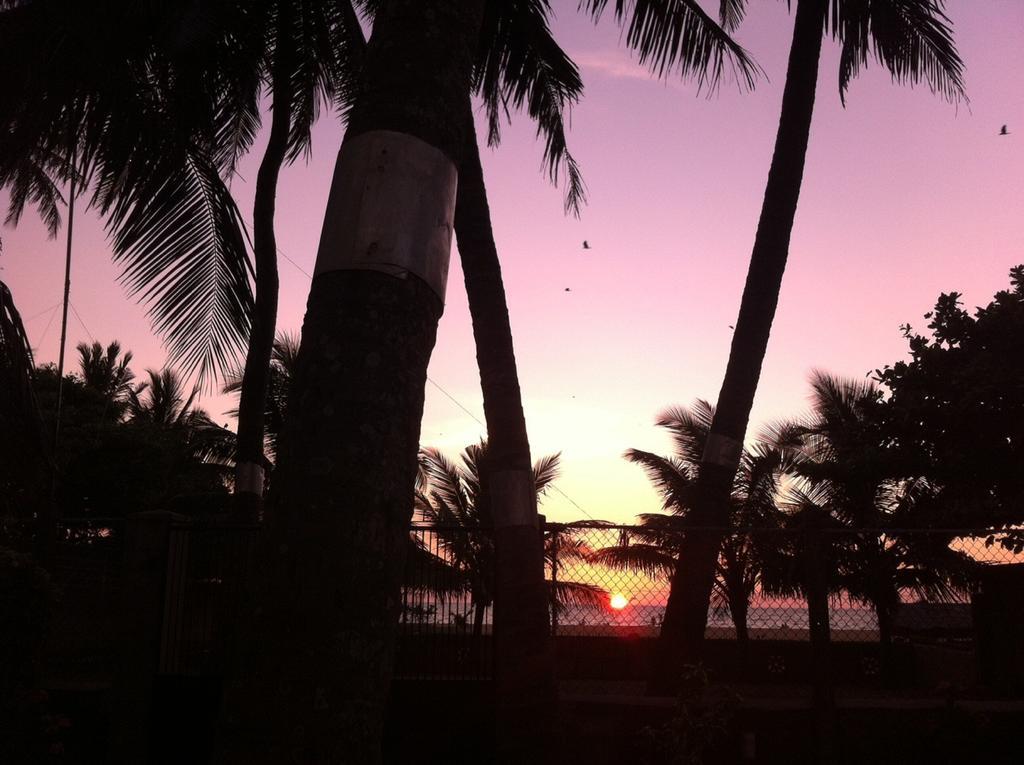 Janishi Residencies Hotel Negombo Kültér fotó