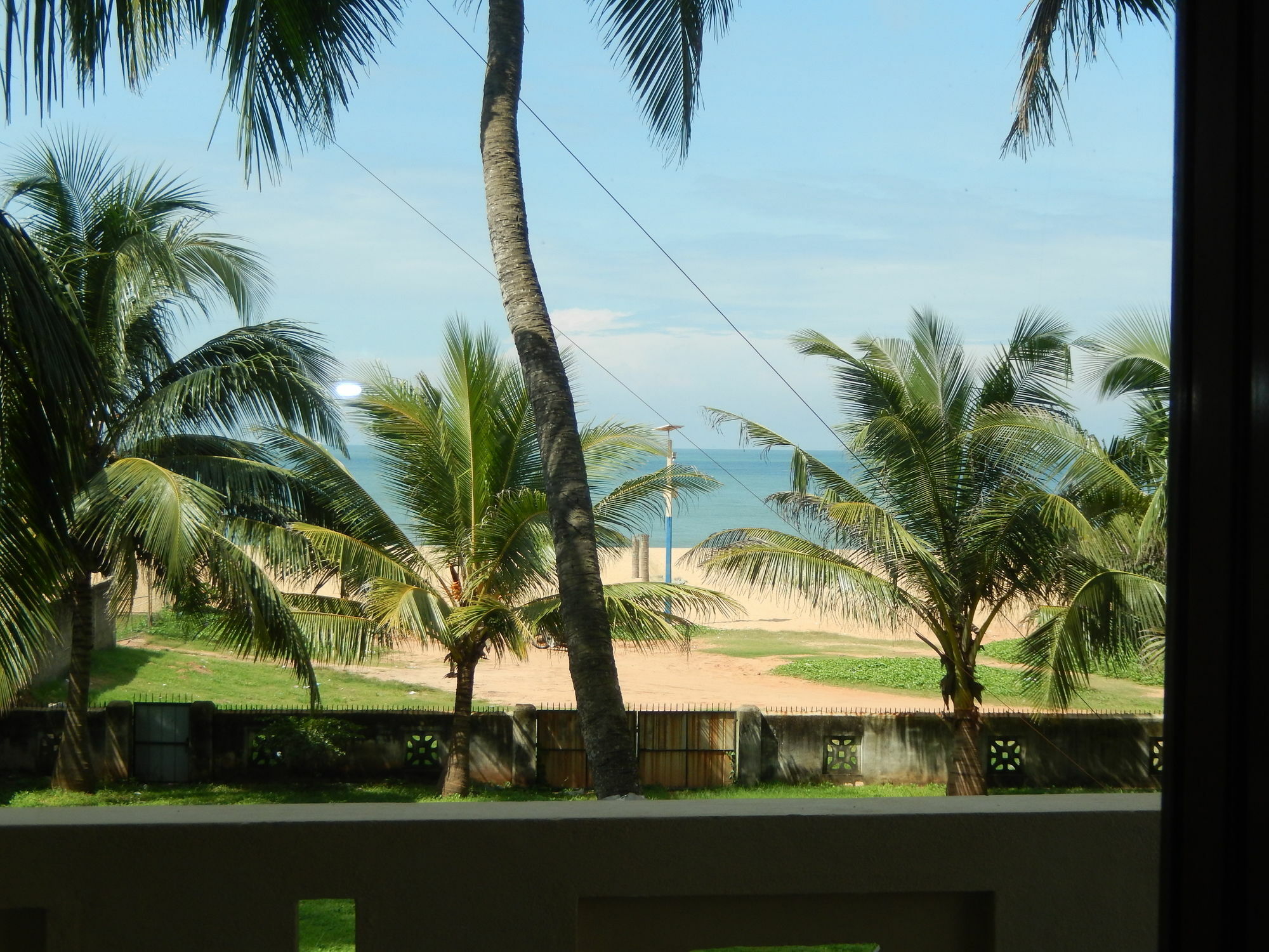 Janishi Residencies Hotel Negombo Kültér fotó